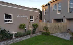 Strandloper Apartments